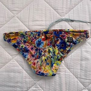 Jolyn Bali bottoms discontinued print!